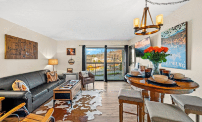 Rustic Vibes/Gatlinburg